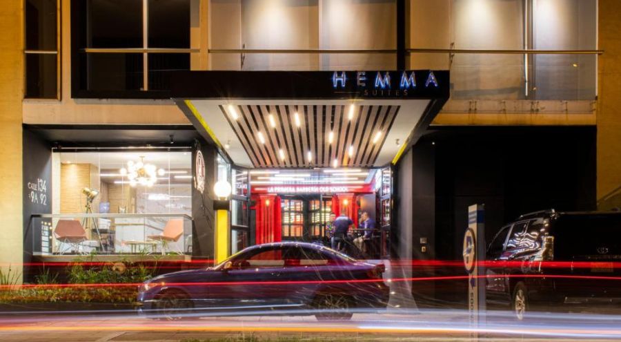 HEMMA HOTEL Centro comercial